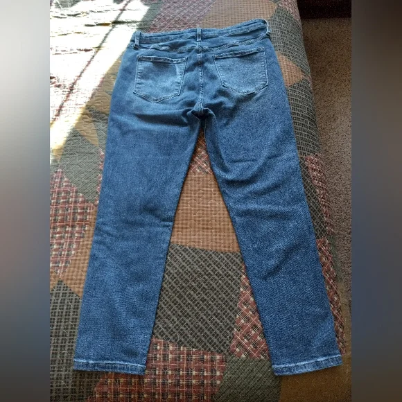 Klique B. Jeans - Picture 3 of 7